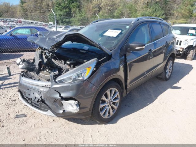 1FMCU9JD9HUC45337 Ford Escape Titanium