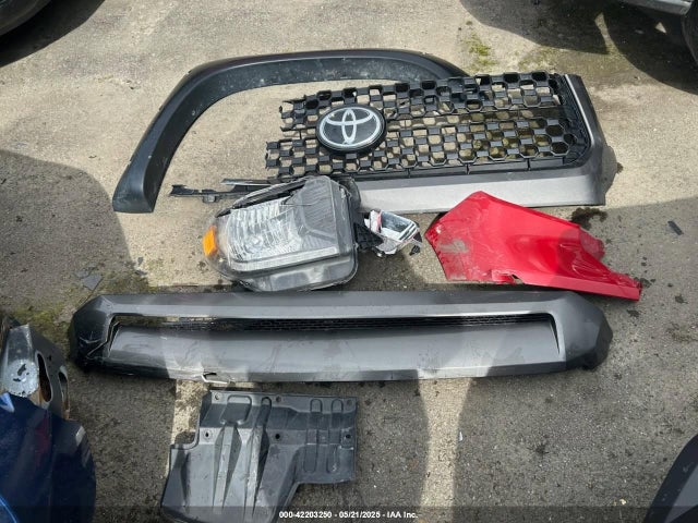 5TFUM5F15JX078673 Toyota 1ur-fe