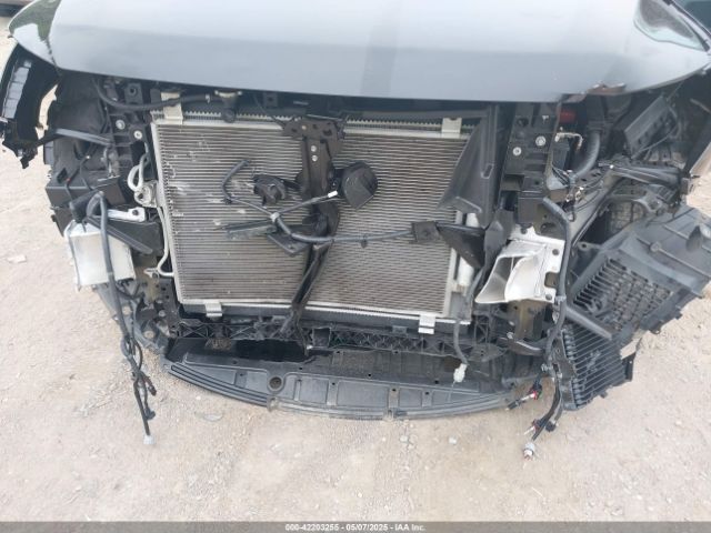 5N1DR2MM4HC611235 Nissan Pathfinder Sv