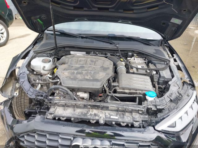 WAUAUDGY7NA032857 Audi 40 tfsi