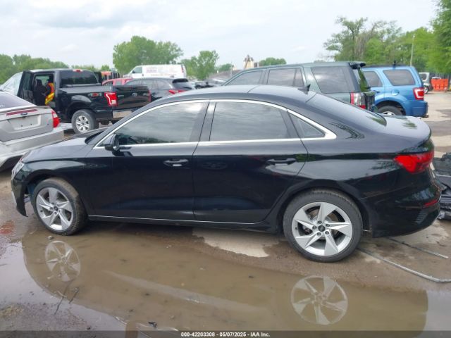 WAUAUDGY7NA032857 Audi 40 tfsi