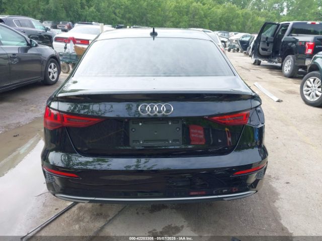 WAUAUDGY7NA032857 Audi 40 tfsi