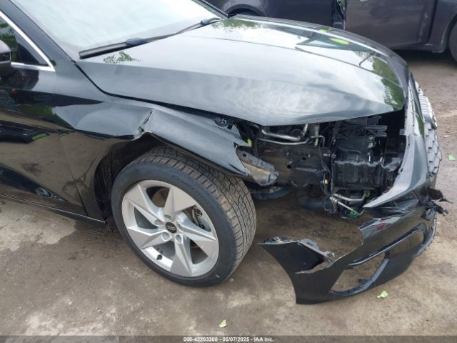 WAUAUDGY7NA032857 Audi 40 tfsi