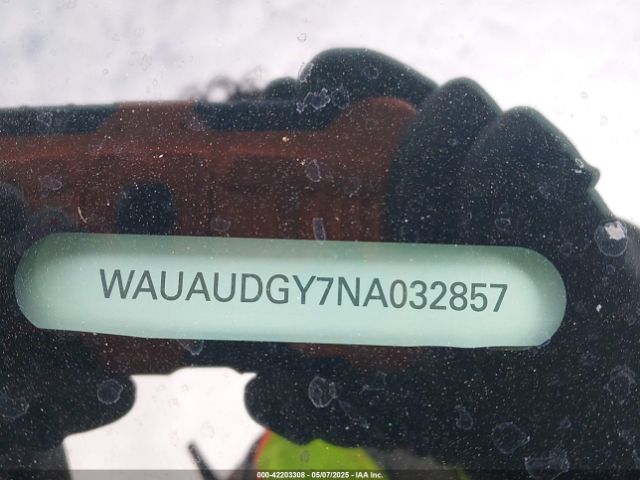 WAUAUDGY7NA032857 Audi 40 tfsi