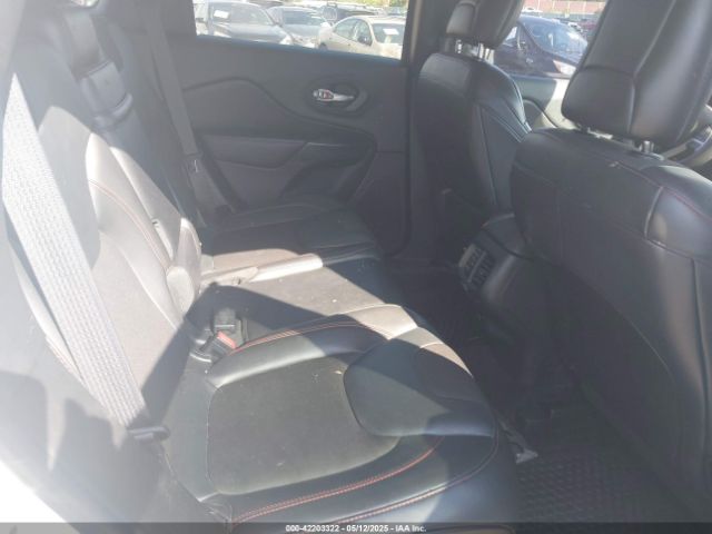 1C4PJMBS8FW786850 Jeep Cherokee