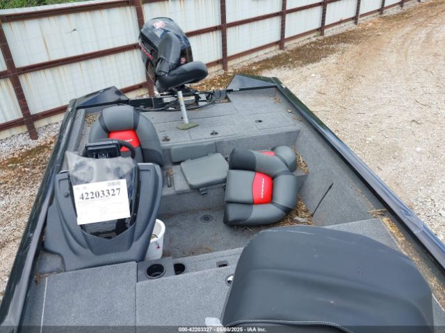 2025 TRACKER MARINE PRO TEAM 195 BASS BOAT  & TRAILER BUJ46203F425 Photo 7