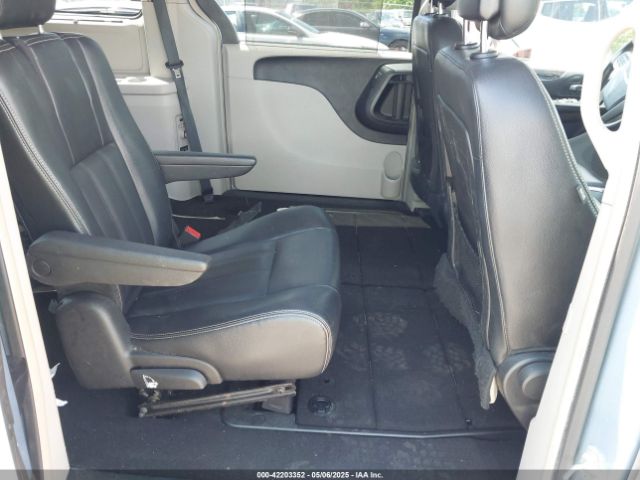 2C4RC1BG8GR253937 Chrysler Town & Country Touring