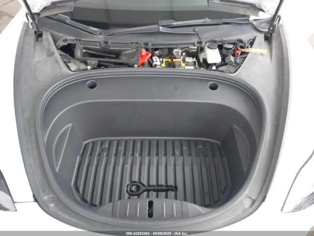 5YJ3E1EAXNF117101 Tesla Model 3 Rear-wheel Drive
