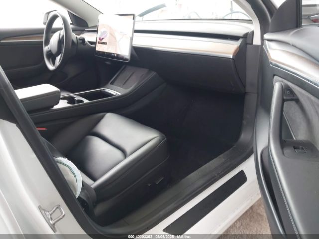 5YJ3E1EAXNF117101 Tesla Model 3 Rear-wheel Drive