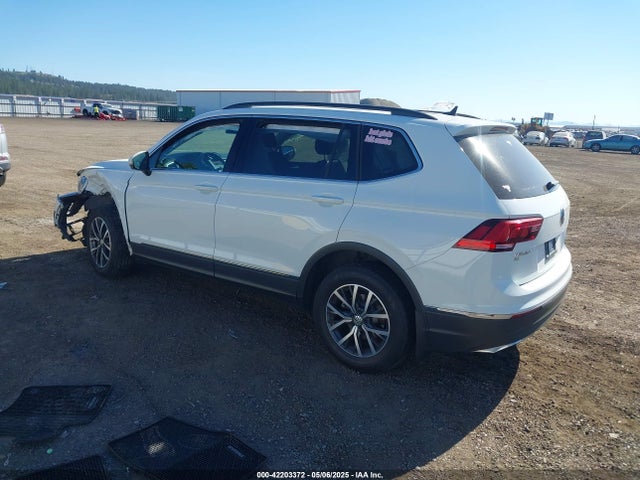 3VV2B7AXXLM053170 Volkswagen Tiguan 2.0t Se/2.0t Se R-line Black/2.0t Sel