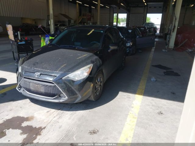 2019 TOYOTA YARIS 3MYDLBYV7KY521585 Photo 1