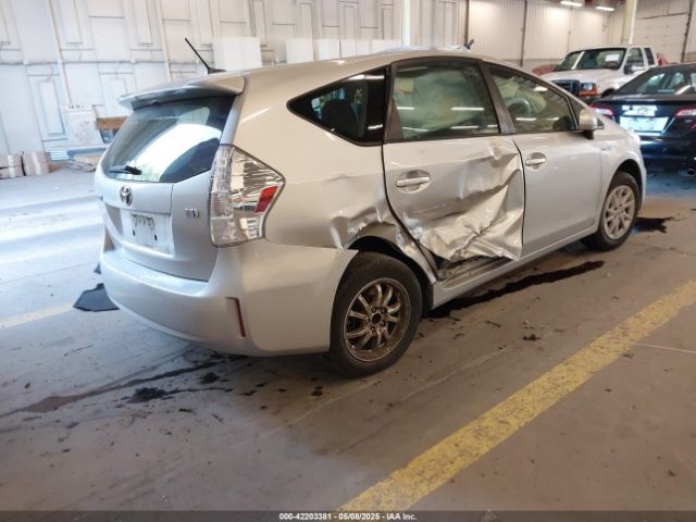2012 TOYOTA PRIUS V JTDZN3EU5C3152686 Photo 3