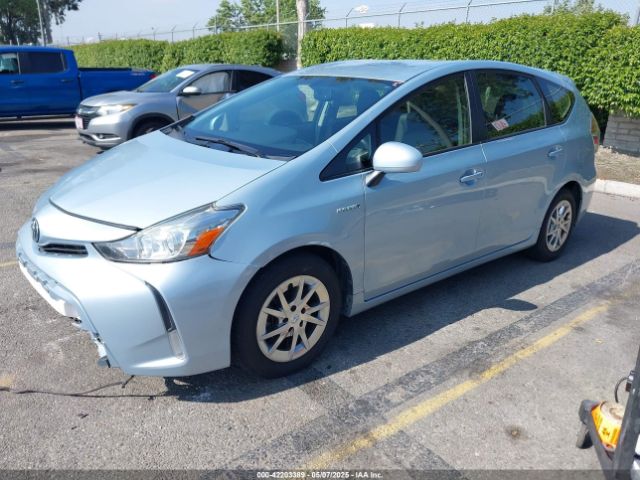 JTDZN3EUXFJ027618 Toyota Prius V Four