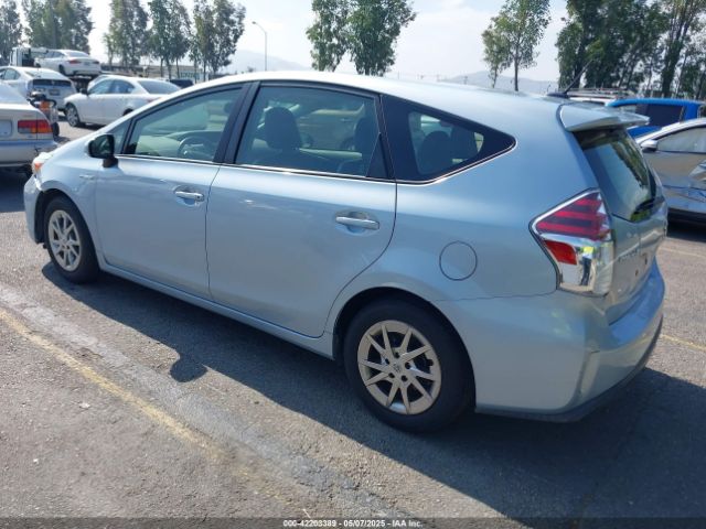 JTDZN3EUXFJ027618 Toyota Prius V Four