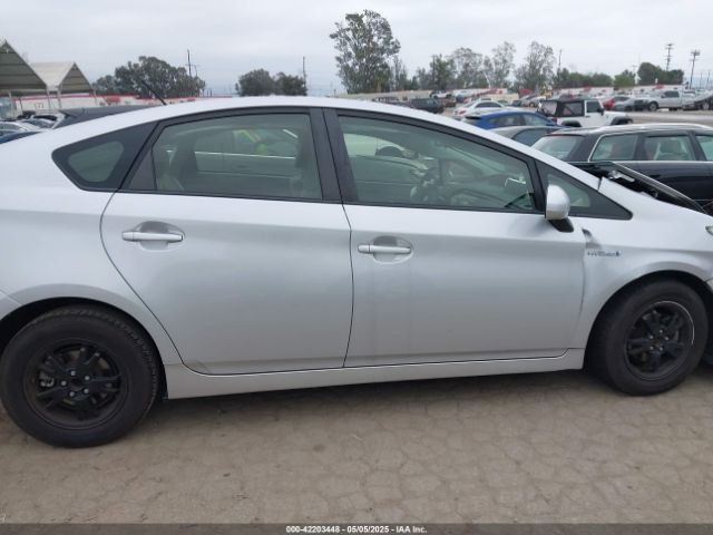 JTDKN3DU3F0414150 Toyota Prius Two