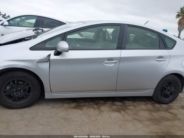 JTDKN3DU3F0414150 Toyota Prius Two