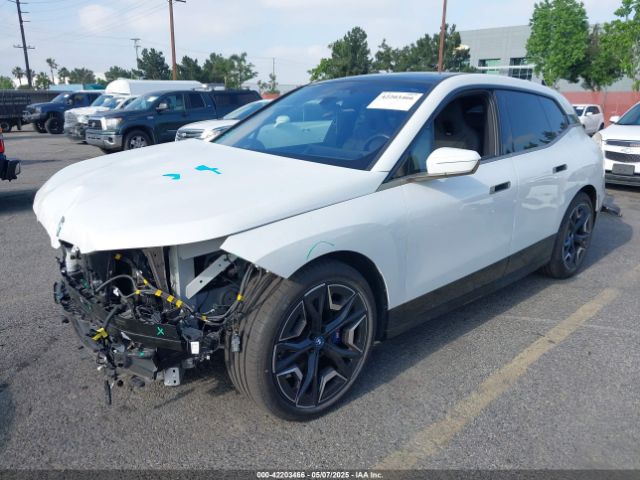 2023 BMW IX WB533CF02PCM67096 Photo 1