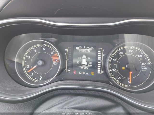 1C4PJLCB7MD150373 Jeep Cherokee Latitude Fwd