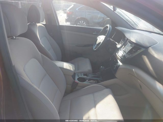 KM8J33A2XGU201545 Hyundai Tucson Eco