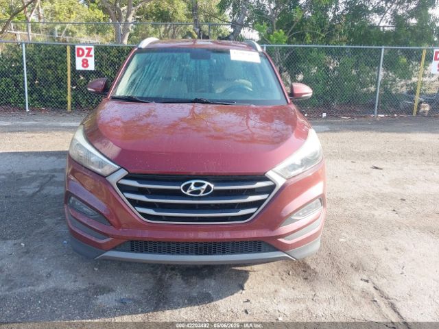 KM8J33A2XGU201545 Hyundai Tucson Eco