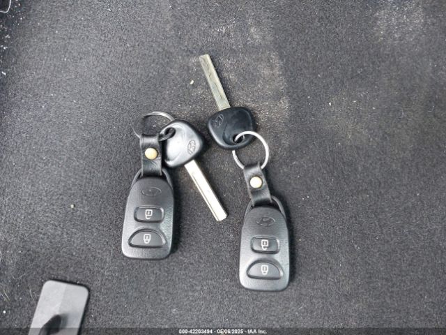 KMHCT4AE4GU110456 Hyundai ACCENT SE