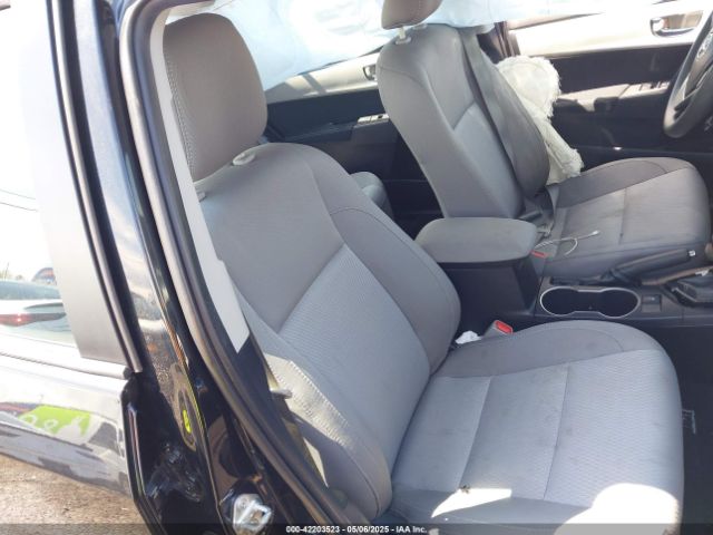 2T1BURHE4GC532577 Toyota COROLLA LE