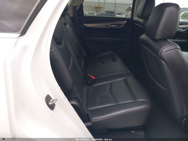 1GYKNCRS3HZ307728 Cadillac Xt5 Premium Luxury
