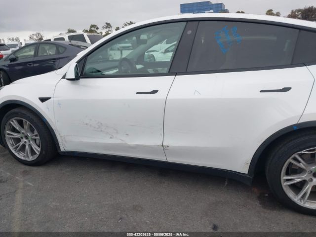 5YJYGDEE1MF140334 Tesla Model Y Long Range Dual Motor All-wheel Drive