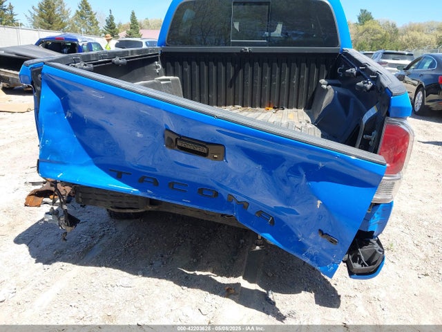 3TMCZ5AN5LM337632 Toyota Tacoma Trd Sport