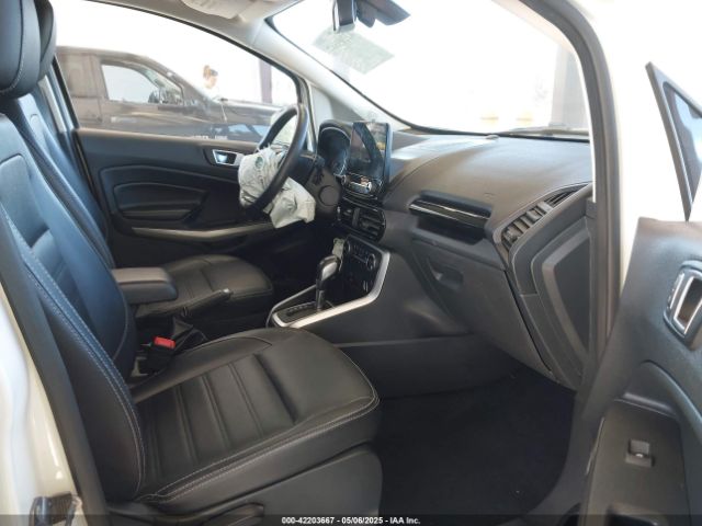 MAJ6S3KL8MC402081 Ford Ecosport Titanium