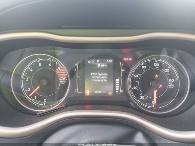 1C4PJMCS3HD235562 Jeep Cherokee Latitude 4x4