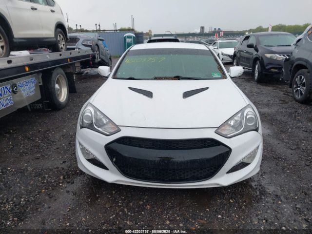KMHHT6KJXGU136900 Hyundai Genesis 3.8 Base