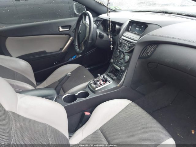 KMHHT6KJXGU136900 Hyundai Genesis 3.8 Base