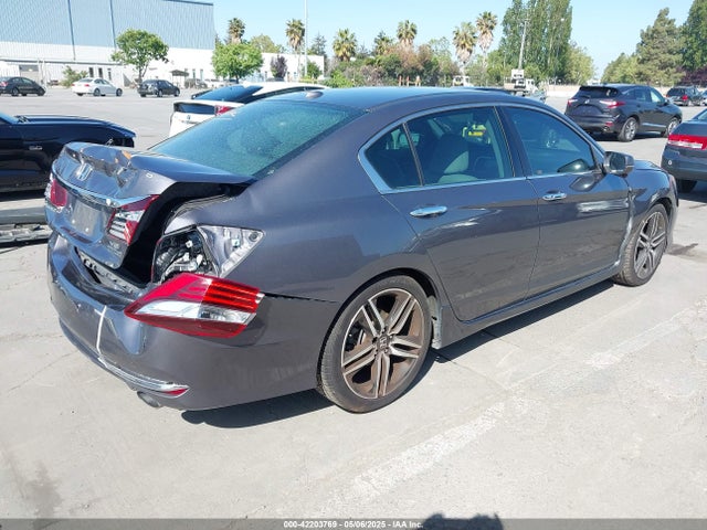 1HGCR3F96GA026988 Honda Accord Touring