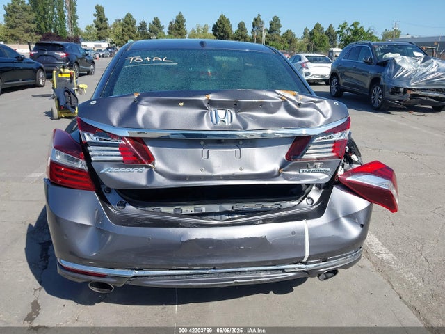 1HGCR3F96GA026988 Honda Accord Touring