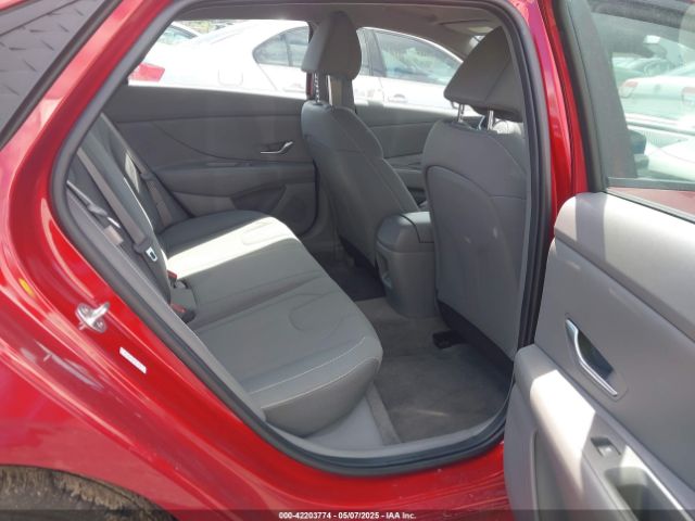 KMHLM4DG7RU702270 Hyundai ELANTRA SEL