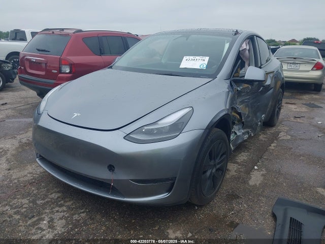 2025 TESLA MODEL Y 7SAYGDEE5SA348729 Photo 1