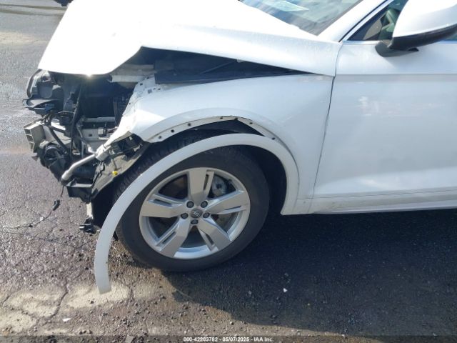 WA1BNAFY2K2128903 Audi Q5 45 Premium