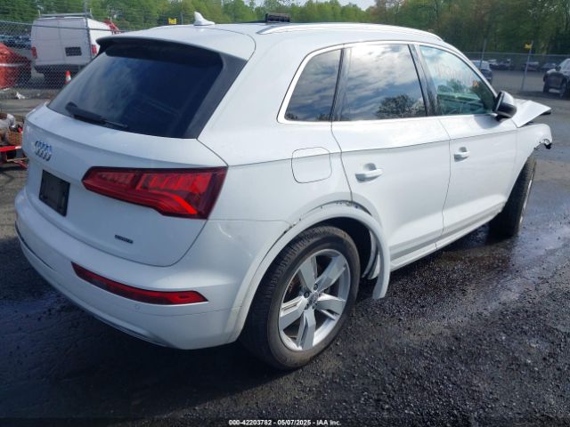 WA1BNAFY2K2128903 Audi Q5 45 Premium