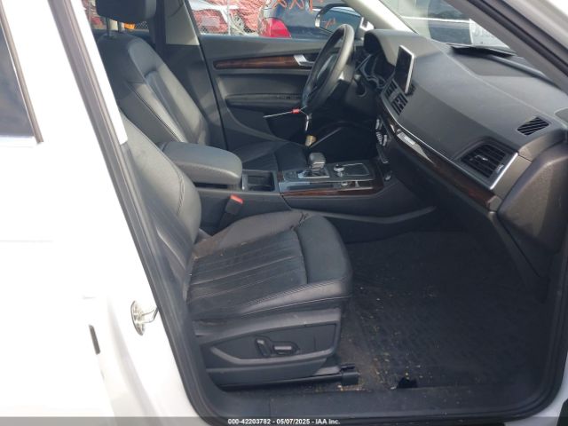 WA1BNAFY2K2128903 Audi Q5 45 Premium