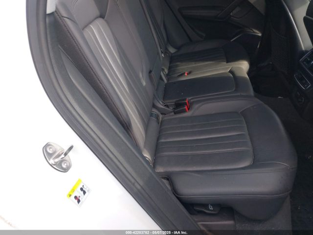 WA1BNAFY2K2128903 Audi Q5 45 Premium
