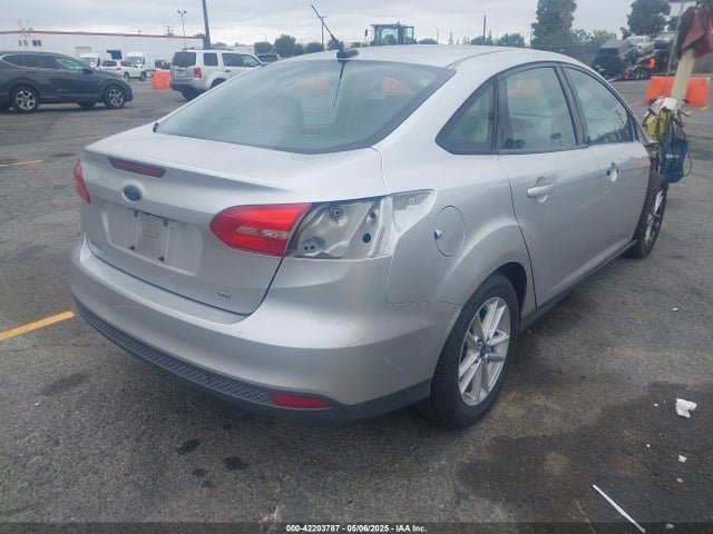 Ford FOCUS SE 2015 1FADP3F25FL335856 Image 4