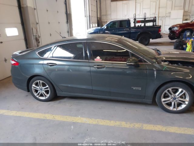 3FA6P0SU4GR195865 Ford Fusion Energi Titanium