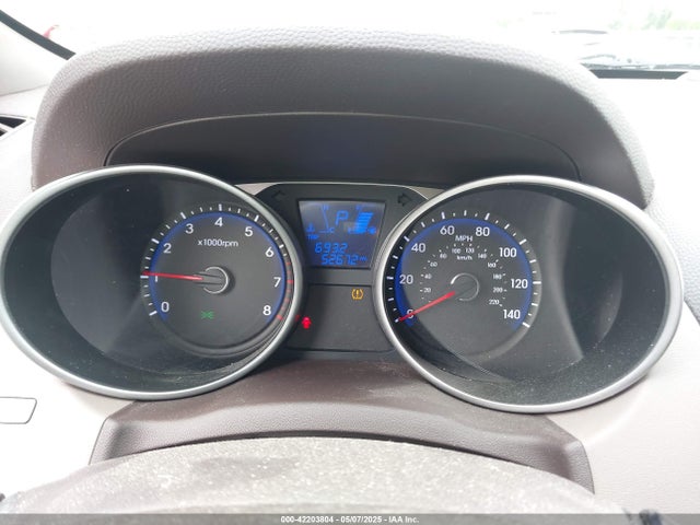 KM8JU3AG2FU116769 Hyundai TUCSON SE