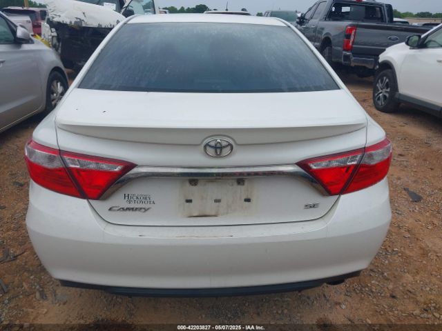 4T1BF1FK5HU304723 Toyota CAMRY SE
