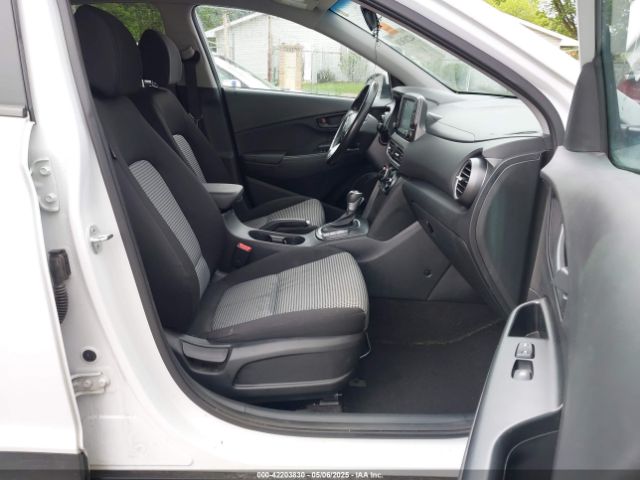 KM8K22AA6MU600814 Hyundai Kona Sel