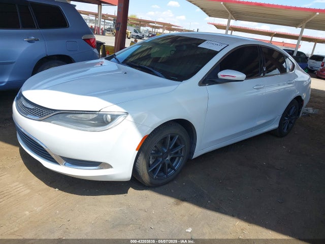 Chrysler 2015 2015 1C3CCCAB1FN586584 Image 2