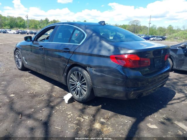 2019 BMW 530I WBAJA7C58KG909998 Photo 2