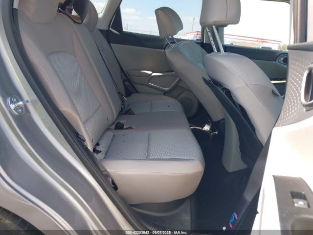 KNDJ23AU9P7874284 KIA SOUL LX