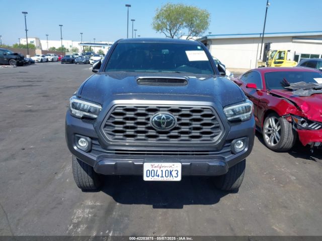 3TMBZ5DN8NM032815 Toyota Tacoma Trd Sport